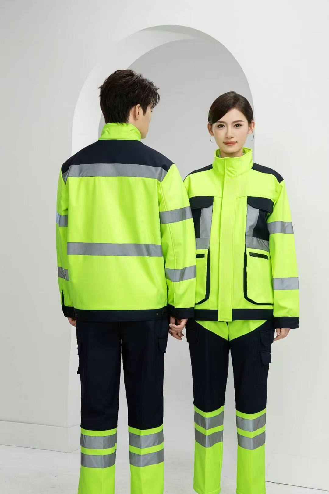 High-Visibility Composite Fleece Waterproof Workwear for Winter (Thermal; Water-resistant up to 3,000mm hydrostatic head; Breathable)