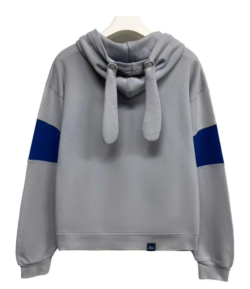 Hoodie, team building outfit